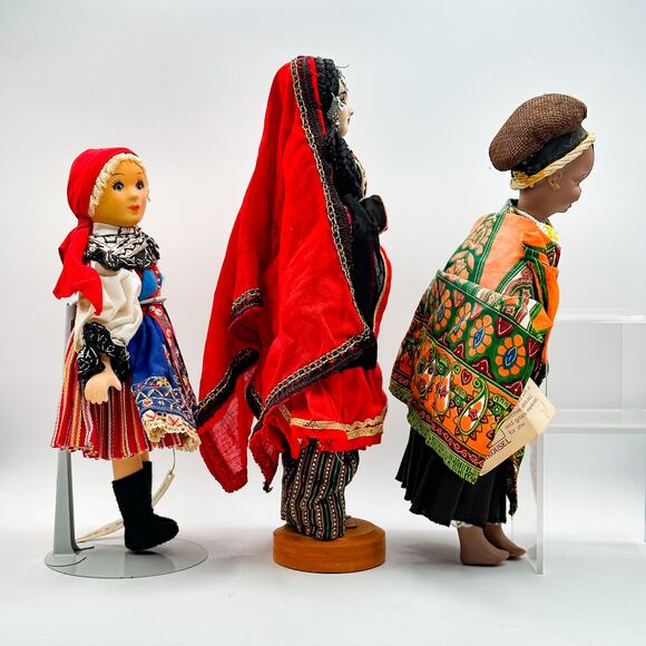 Lot 3 Intl Folk Dolls Czech Kroj Middle Eastern Swazi Carousel Vintage - Picture 10 of 13